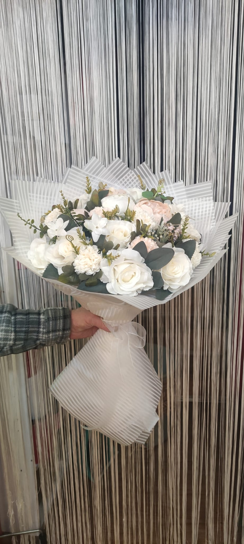 SOLMAYAN ÇİÇEKLERDEN ARAJMAN